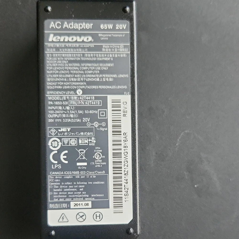 Original ThinkPad AC Adapter And Power Cord (42T4418 65W Barrel Tip)